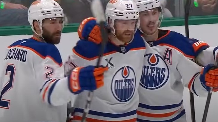 Oilersi žele podebljati prednost, Panthersi poravnati rezultat u seriji