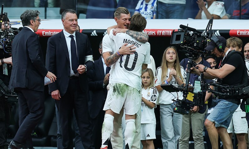 Toni Kroos jednom riječju demantirao napade na Mbappéa