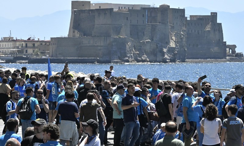 Stotine tisuća navijača proslavilo Napolijevu titulu prvaka