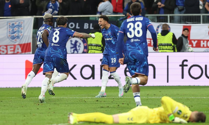 Chelsea proradio na vrijeme, pokazao pravo lice i 'konferencijskom titulom' upisao se u povijest!