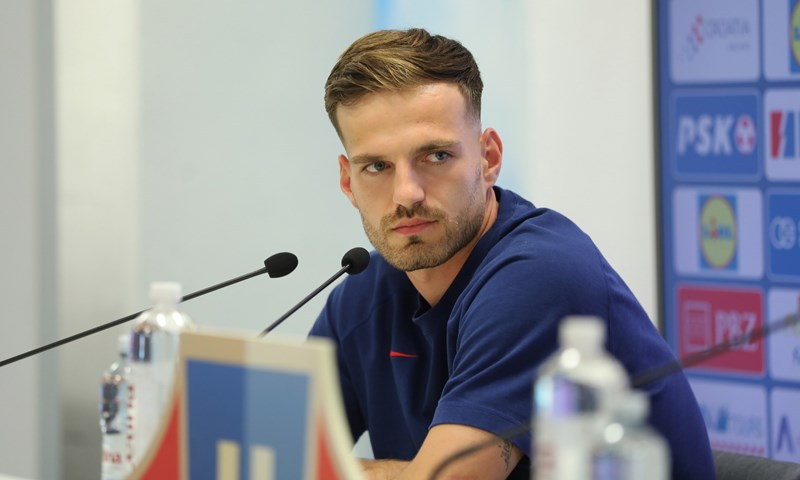 Pongračić o prelasku Modrića u Serie A: 'Sigurno bi svima bilo drago da dođe'