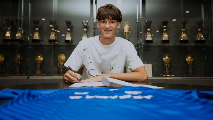 Talentirani Dinamov junior potpisao profesionalni ugovor s Modrima