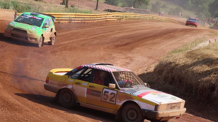 Veličanstvene vožnje u međunarodnoj autocross utrci u Gambetićima