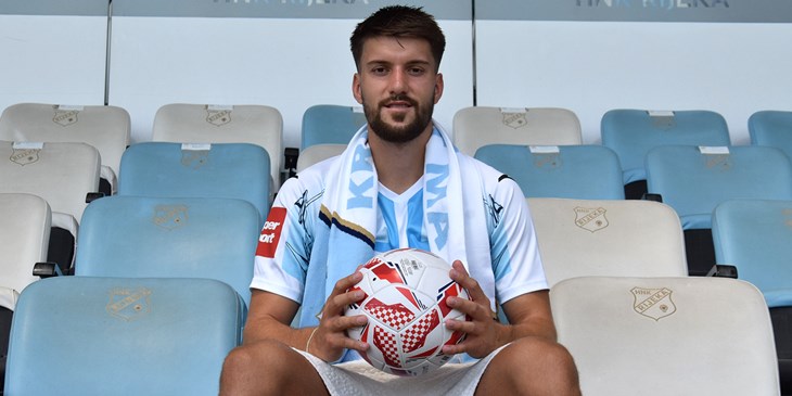 Rijeka službeno predstavila novog stopera