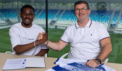 Osječani imaju novu devetku, predstavljen Senegalac Yannick Toure
