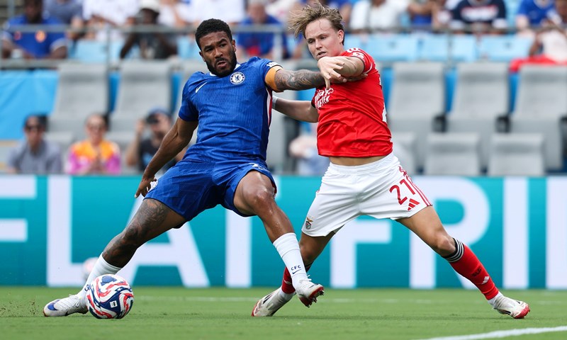 Chelsea u dodatnih 30 minuta s igračem više eliminirao Benficu