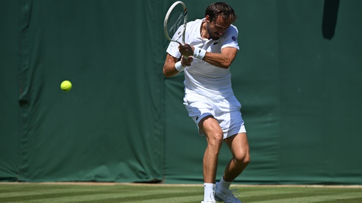 Francuz iznenadio Medvjedeva, preokret Thompsona, Tsitsipas predao