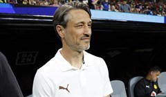 Kovačeva Borussia Dortmund do nove pobjede, Kotarski četiri lopte vadio iz mreže