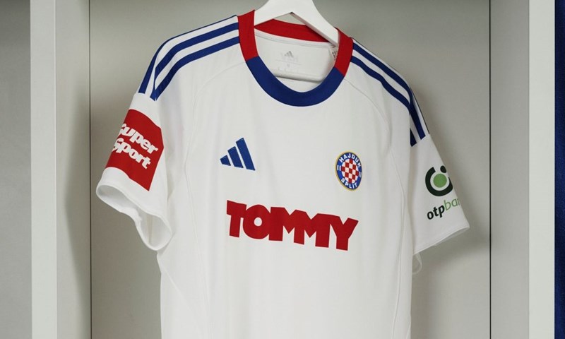 Hajduk predstavio novi dres, ostaje vjeran klasičnom vizualnom identitetu kluba