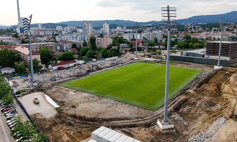 Rudeš se već dugo bori za reflektore iz Kranjčevićeve, oni završili na Hipodromu