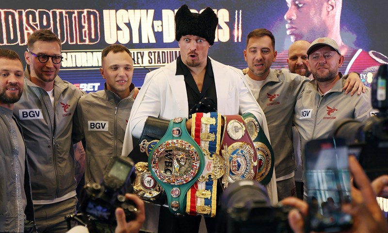 Usik: 'Žao mi je Duboisa, ali to je sport'; Dubois: 'Dao sam sve od sebe, vratit ću se'