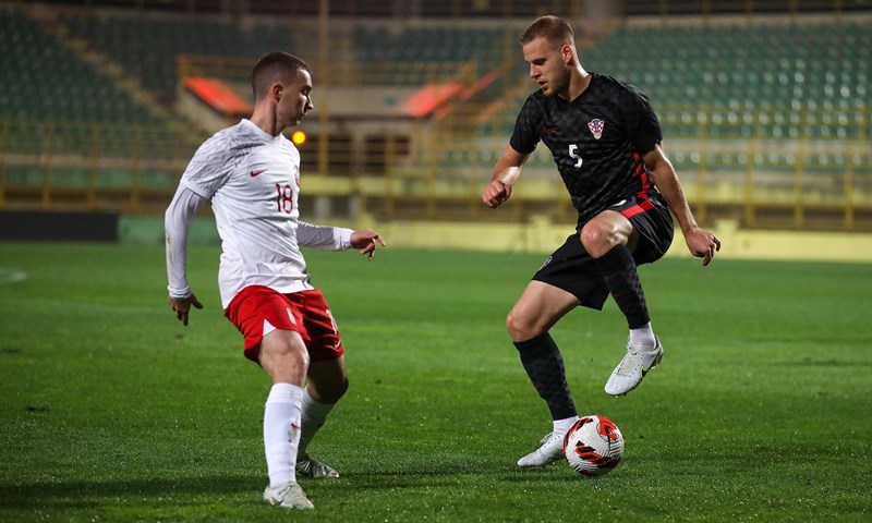 Smolčić kaznio pogrešku vratara i zabio u nastavku niza Kocaelispora