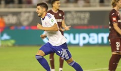 Krovinović je uposlio Bambu, a na njegov ubačaj natrčao je Fran Karačić i zabio za pobjedu Hajduka