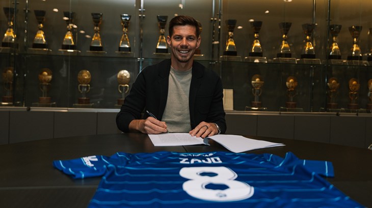 Dinamo vjerojatno zaključio prijelazni rok: Miha Zajc potpisao ugovor s Modrima