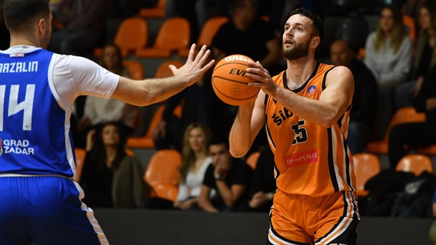 Kvarner doveo pojačanje pod obručima, iz Šibenke stigao Josip Jukić