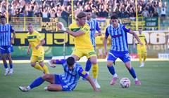 VAR promijenio odluku Lovrića, Kolingeru crveni umjesto žutog kartona