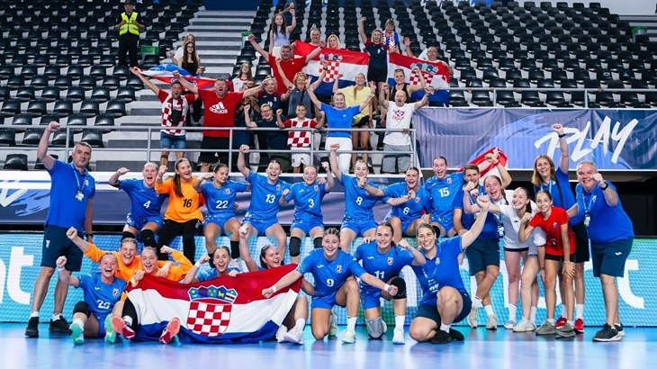 Izbornik srebrnih rukometašica: 'Krasi nas zajedništvo, mi smo kao jedan mozaik'