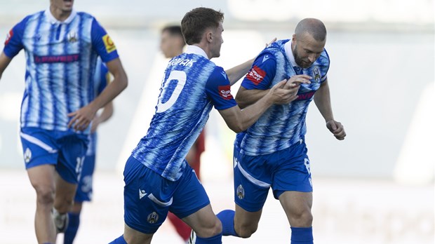 Lokosi poveli dosta rano iz kaznenog udarca preko najiskusnijeg igrača