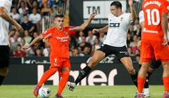 Ćaleta-Car upisao službeni debi za Real Soceidad, Alaves u završnici do pobjede