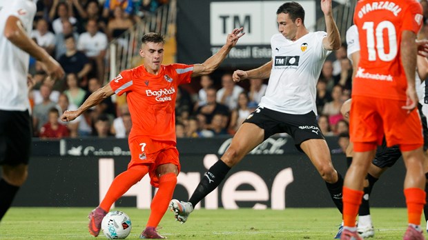 Ćaleta-Car upisao službeni debi za Real Soceidad, Alaves u završnici do pobjede