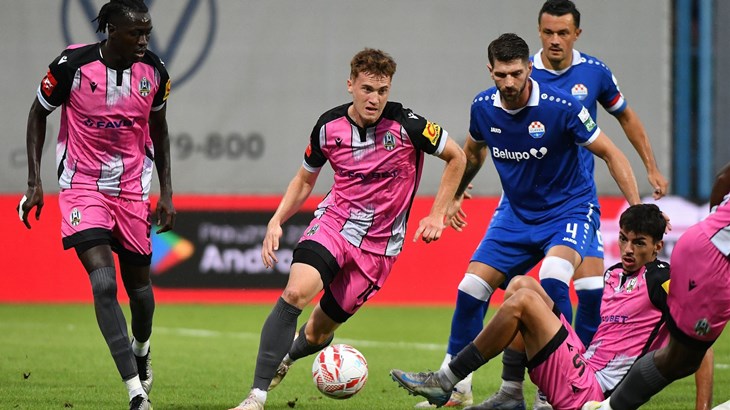 Caimacov u sudačkoj nadoknadi s igračem manje smanjio zaostatak