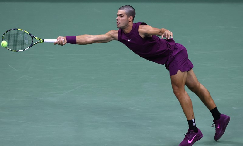 US Open: Alcaraz pomeo protivnika, Đoković preokretom do slavlja