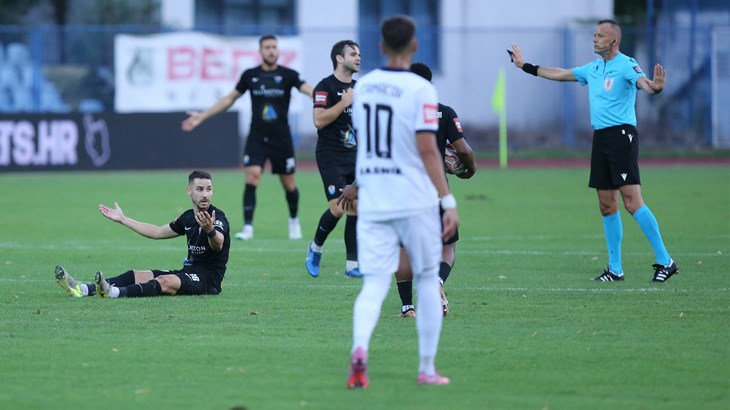 Bošnjak zaradio jedan od najbržih crvenih kartona u povijesti lige