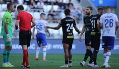 Čulina dosudio kazneni udarac, ali nakon VAR provjere promijenio odluku