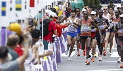 Nestvarna završnica maratona na Svjetskom prvenstvu, praktički foto-finiš odlučio pobjednika
