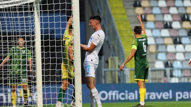 Jurić najlakšim golom u karijeri povećao prednost Riječana