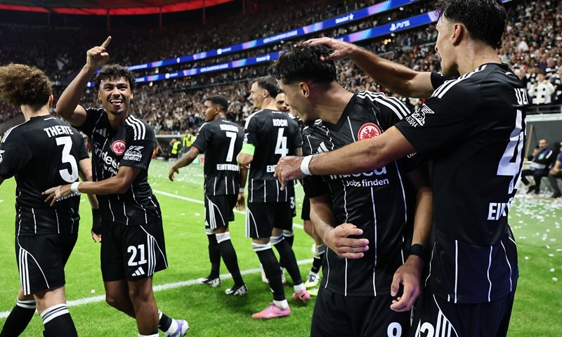 UEFA igra na sigurno, navijači Eintrachta dobili zabranu dolaska u Napulj