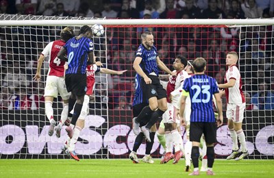 Kriza Ajaxa se nastavlja, Kopljanici smijenili trenera