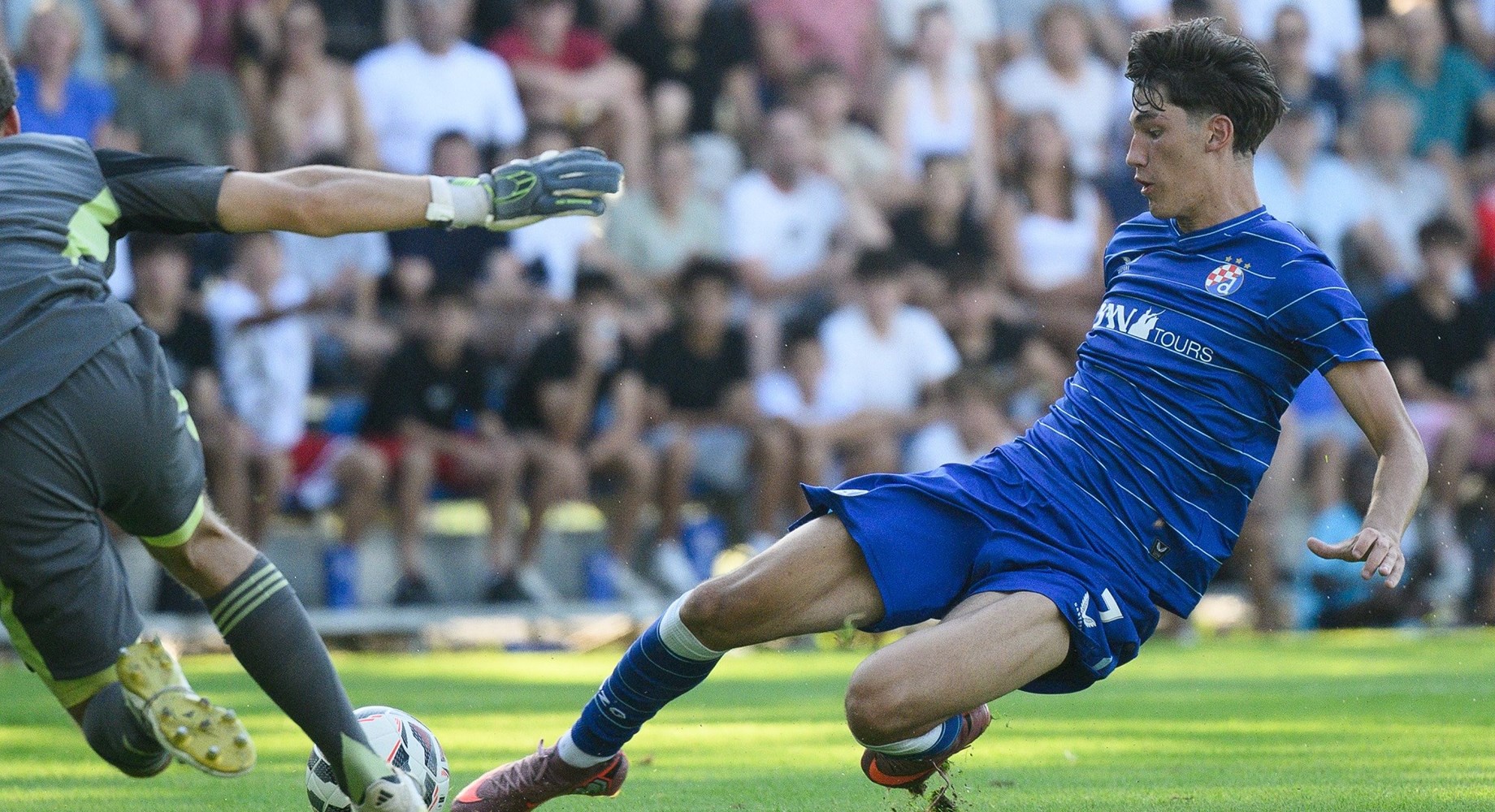 Bugarin adut s klupe: Dinamo golovima na kraju susreta do trofeja pobjednika Kupa za juniore