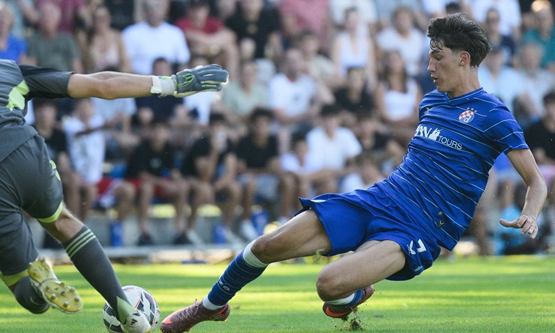 Bugarin adut s klupe: Dinamo golovima na kraju susreta do trofeja pobjednika Kupa za juniore