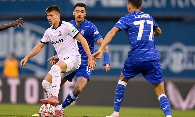 Dinamo ostaje bez dvojice igrača: Kulenović i Villar odlaze na posudbu