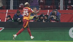 Ajax tone sve dublje, Osimhenov hat-trick za pobjedu Galatasaraya u Amsterdamu