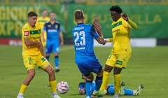 Golom Stjepana Lončara, Istra 1961 došla je do vrijedna tri boda protiv Varaždina