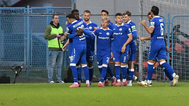 Šuto iskoristio pospanost obrane i podebljao prednost Slaven Belupa