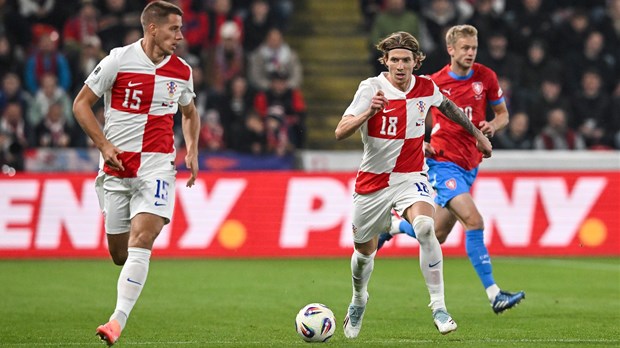 Jakić igrao 72 minute u minimalnoj pobjedi Augsburga, Labrović i dalje zakucan za klupu