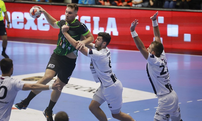 Našičani održali lekciju Partizanu, Sesvetama poraz u dvoboju članova zlatne generacije hrvatskog rukometa