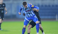 Prekrasnim pogotom Fabijana Krivaka Lokomotiva je došla u vodstvo protiv Vukovara 1991