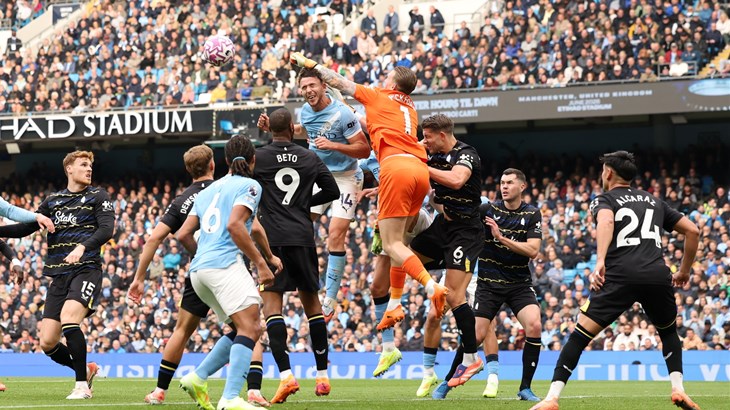 Mateta kompletirao hat-trick, Haaland doveo City barem privremeno na prvo mjesto