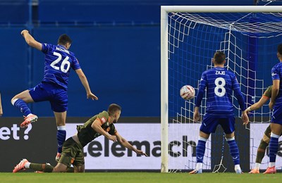 Dinamo želi ostati u dobrom ritmu i nakon stanke, a Osijek nastaviti pozitivan niz