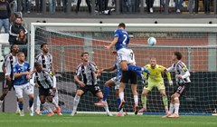 Tudoru se opasno trese stolica, Como održao lekciju neraspoloženom Juventusu