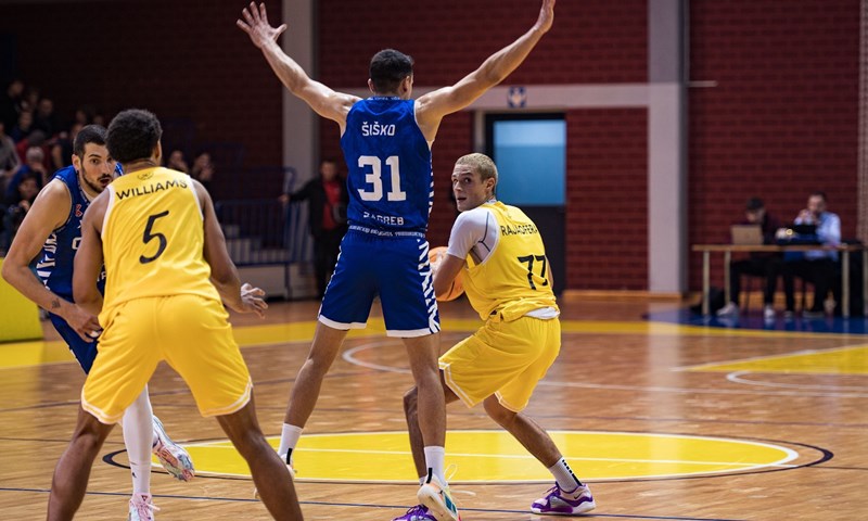 Dubrava do prve pobjede u ENBL-u, Peć pala u posljednjoj četvrtini