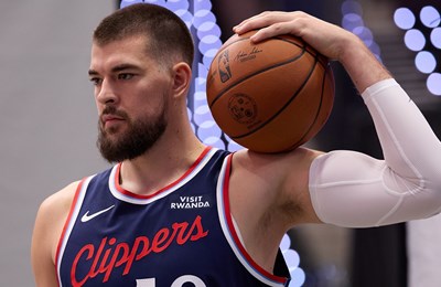 Zubac i Clippersi upisali novi poraz, poznati parovi četvrtfinala NBA Cupa