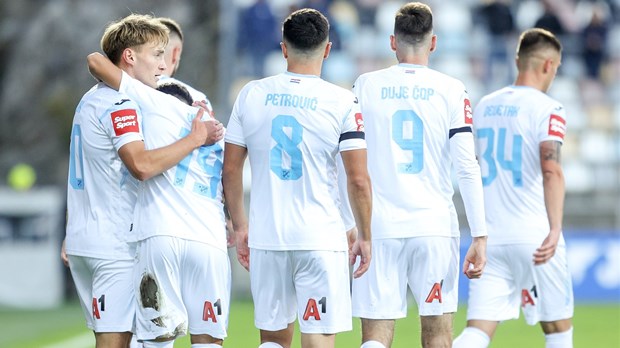 Duje Čop krasnim udarcem kompletirao hat-trick u Ždralovima!