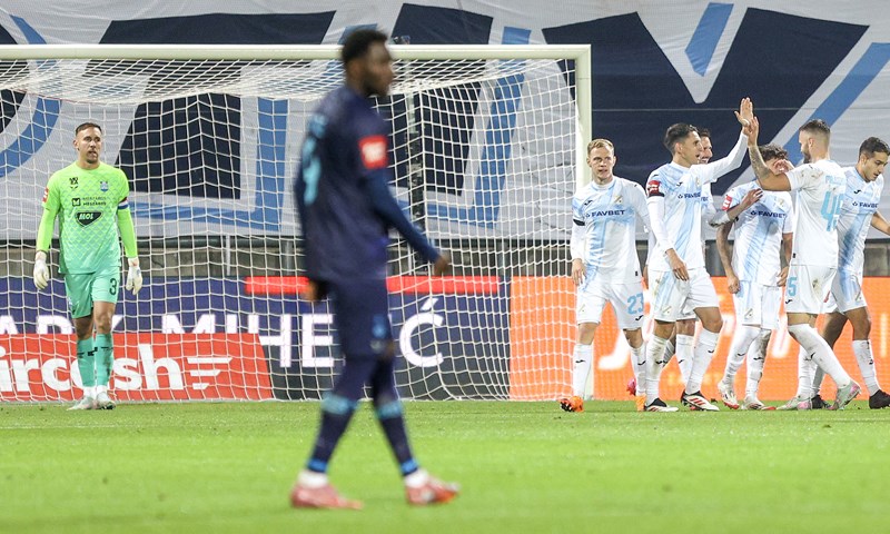 Visoka pobjeda Rijeke, aktualni prvak SHNL-a briljirao je na Rujevici protiv Osijeka