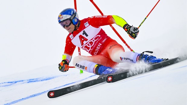 Marco Odermatt slavio u prvom superveleslalomu sezone