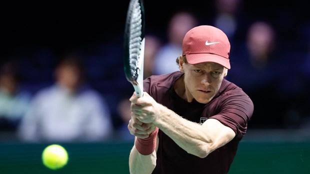 Sinner lakše od očekivanog do polufinala, Zverev u maratonu izbacio Medvjedeva